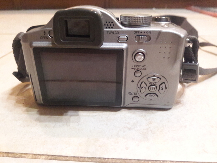 Компактный Цифровой фотоаппарат Panasonic Lumix DMC-FZ8, фото №6