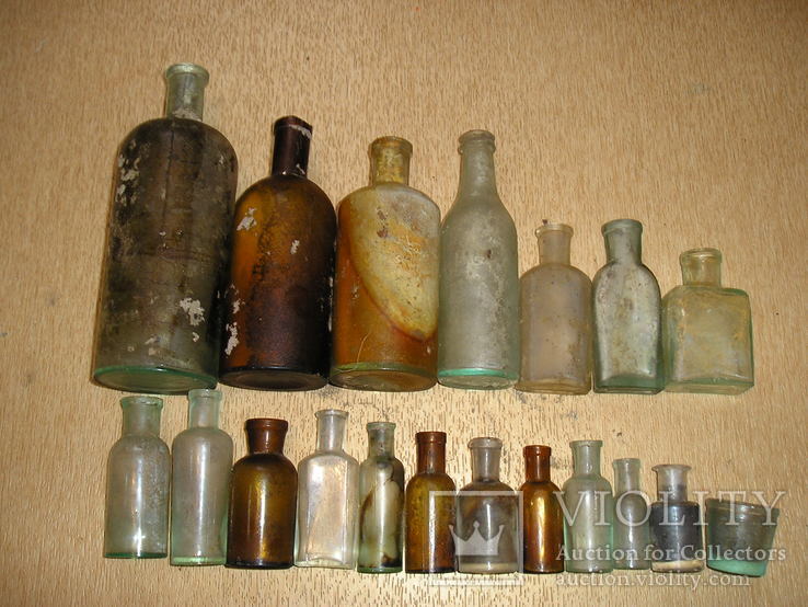 Коллекция аптечных бутылочек, фото №3