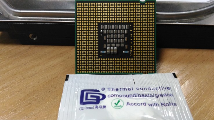 Процессор Intel C2D E6300 /2(2)/ 1.86GHz  + термопаста 0,5г, фото №5