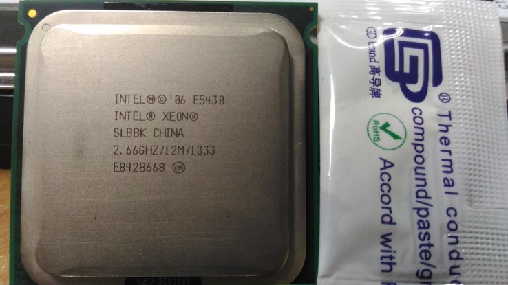 Процессор Intel Xeon E5430 /4(4)/ 2.66GHz  + термопаста 0,5г, фото №2