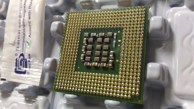 Процессор Intel Pentium 4 /1(2)/ 3.2GHz + термопаста 0,5г, фото №5
