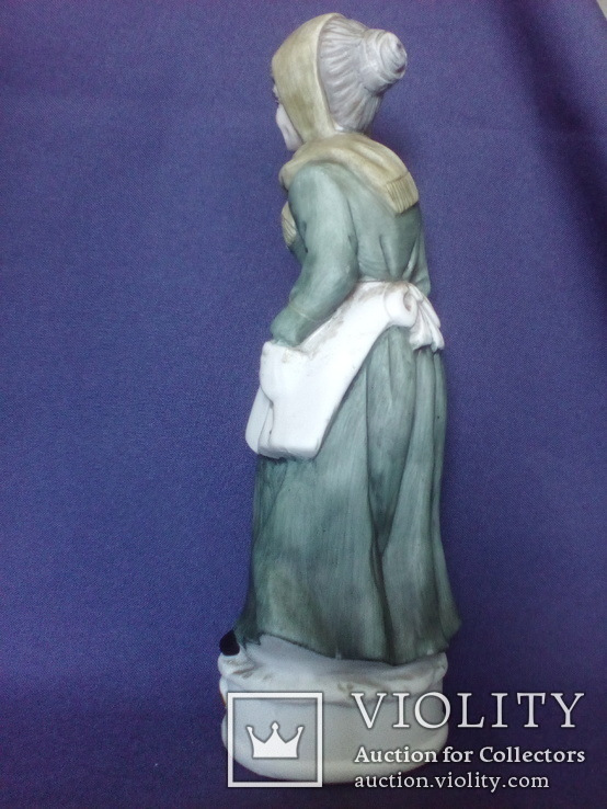 Статуэтка Бабушка с корзинкой. Бисквитный фарфор. Бельгия, фото №6
