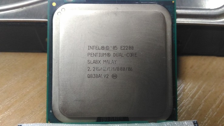 Процессор Intel Pentium E2200 /2(2)/ 2.2GHz  + термопаста 0,5г, фото №4