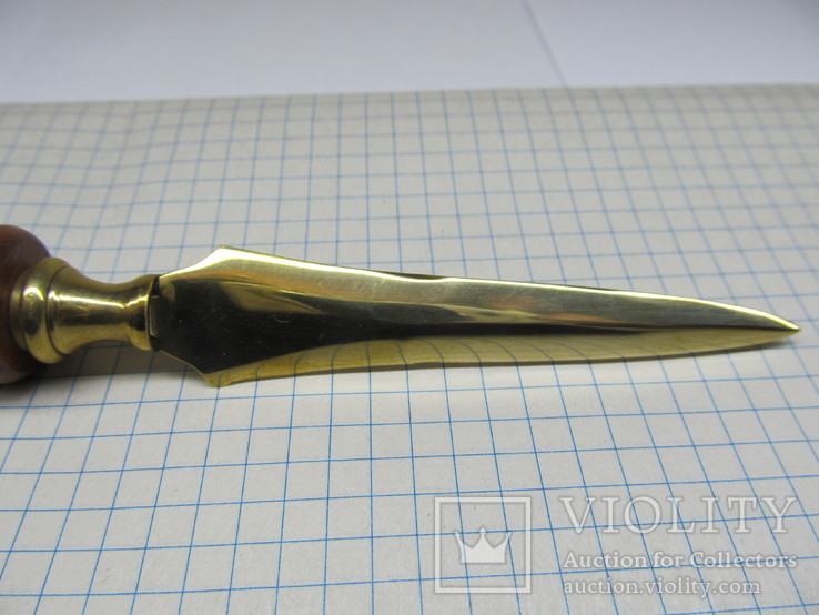 Латунный нож с деревяной ручкой для писем, фото №6
