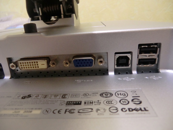 ЖК монитор 17 дюймов Dell 1708FPf с USB (31), фото №8