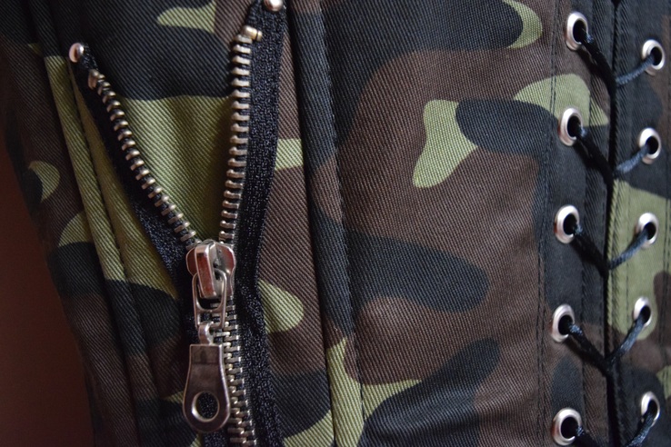 Корсет женский ручной работы. Серый-зеленый-черный военный хлопковый корсет с молнией, фото №6
