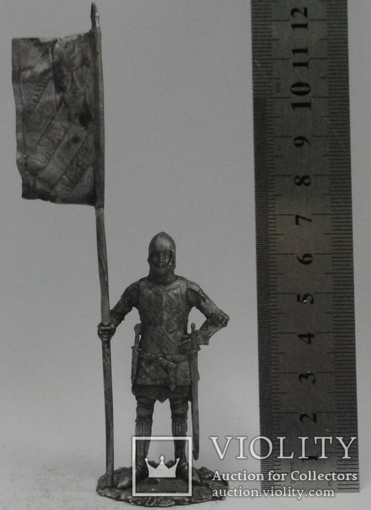 Пехотинец со знаменем 14в. н.э. Португалия