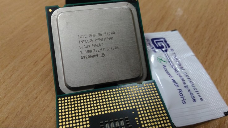 Процессор Intel Pentium E6300 /2(2)/ 2.8GHz + термопаста 0,5г, фото №2