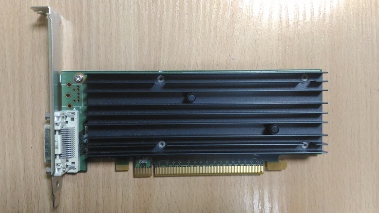 Видеокарта Nvidia Quadro NVS290 DDR2 256mb