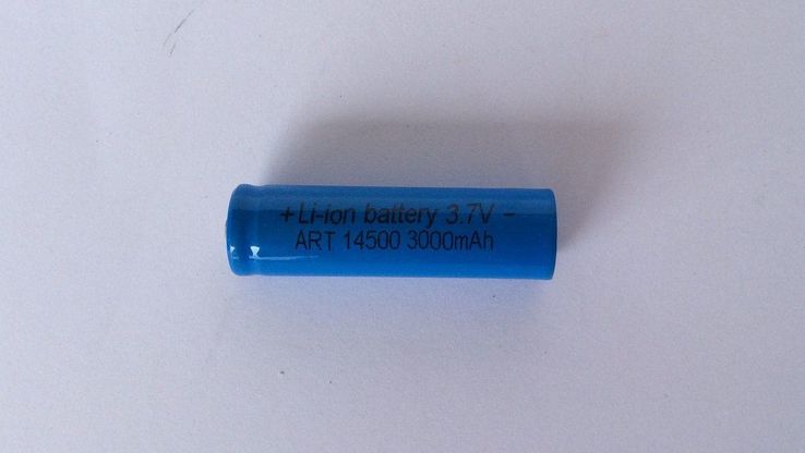 Аккумулятор литиевый Li-ion 3.7V 14500(АА) 3000 mAh Как пальчиковая батарейка