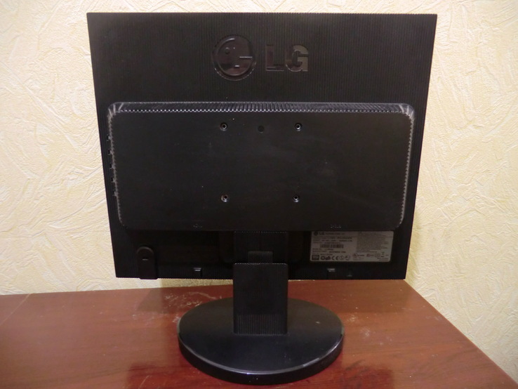 ЖК монитор 17 дюймов LG L1752S Рабочий, фото №6