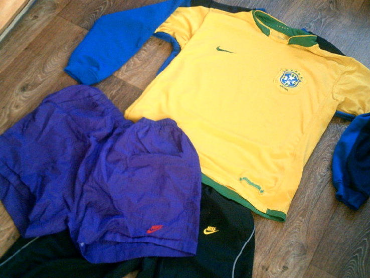 Nike Brasil - спорт комплект (толстовка ,футболка ,шорты,штаны), фото №2