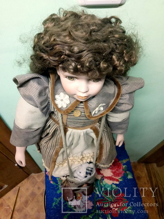 65см .Фарфоровая шикарная кукла, фото №2