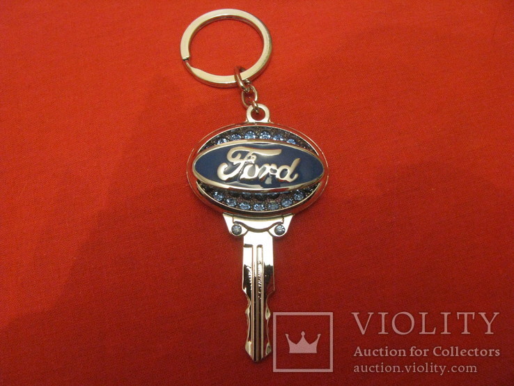 Коллекционный брелок - Ford - металл,стразы., фото №2