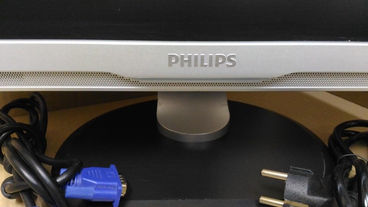 Монитор 22" PHILIPS 220P1ES с базой Pivot, USB и аудио., фото №8