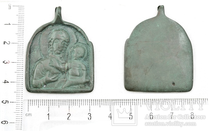 Богородица Одигитрия (Путеводительница). 12-13 век.