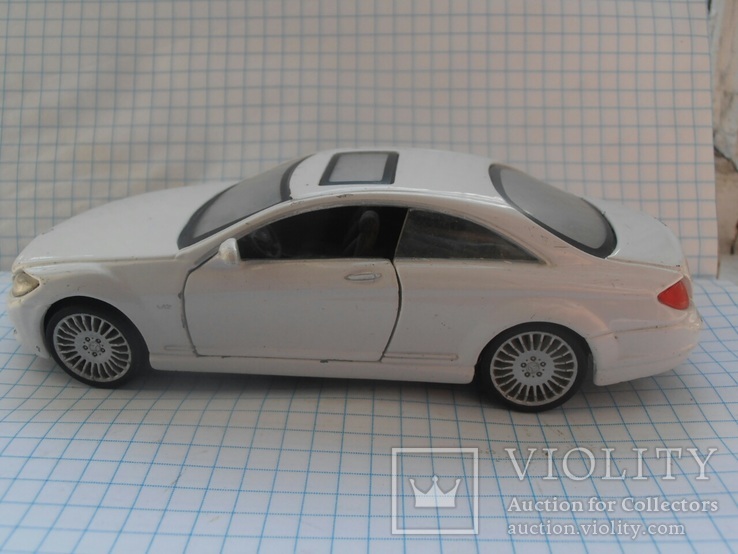 Модель 1/32 Mercedess CL 550, фото №2