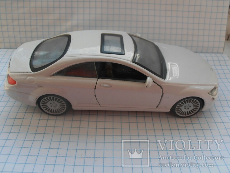 Модель 1/32 Mercedess CL 550, фото №3