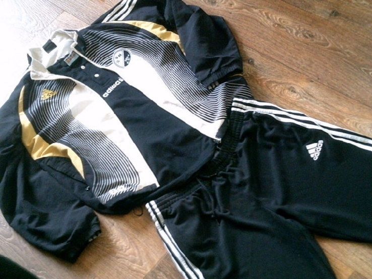 Adidas - фирменный спорт комплект(мастерка,штаны,футболка ,кроссовки), photo number 3