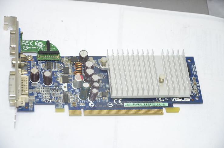 Видеокарта GeForce 6200 ASUS EN6200TC512/TD, photo number 2