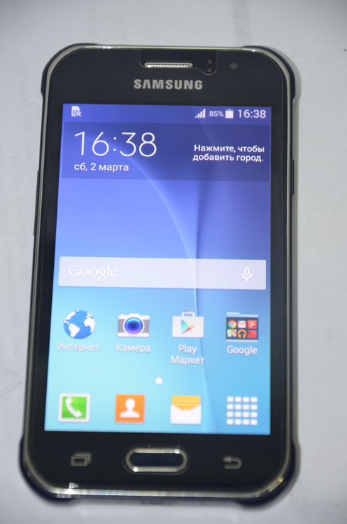 Смартфон Samsung Galaxy J1 ACE SM-J110H Идеальный, фото №2