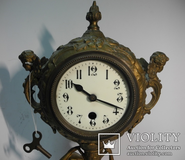 Большие настольные часы кон 19 нач 20 века ( на ходу , Европа ), фото №3