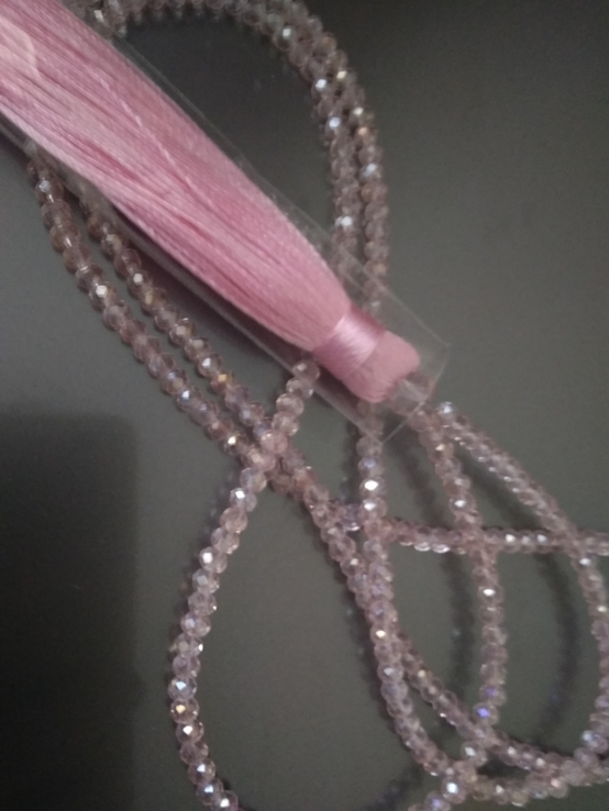 Бусы розовые с подвеской - кисточкой. Ожерелье. Стеклянные бусины, фото №4
