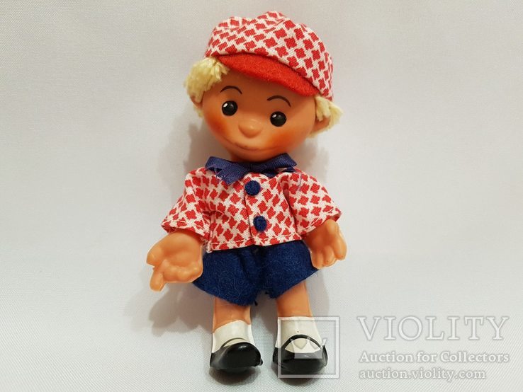 С петелькой редкая куколка мальчик ГДР . 12 см. Германия , одежда родная , петелька, фото №2