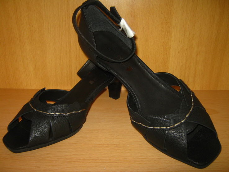  Кожаные туфли женские Comma р.39 новые германия., photo number 4