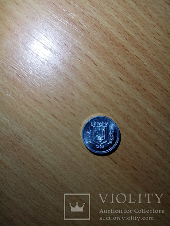 Монета Украины 2 копейки 1992 года. Сувенир., фото №2