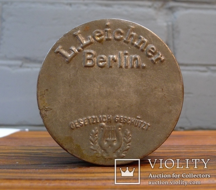 Довоенная немецкая коробочка из жести Leichner Berlin ., фото №2
