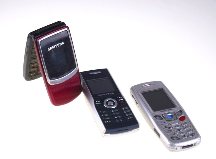 Телефон мобильный Samsung (3 штуки), фото №2
