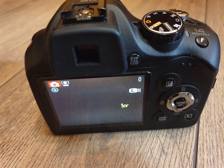 Фотоаппарат Fujifilm SL300, фото №4