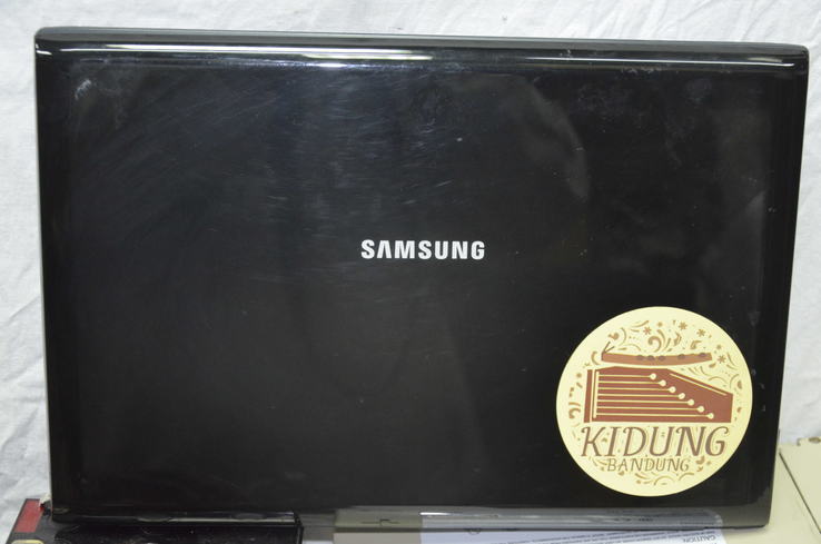 Ноутбук Samsung R522 Intel 2x2.1 ГГц , 3 Гб , 320 Гб , Radeon HD, фото №5
