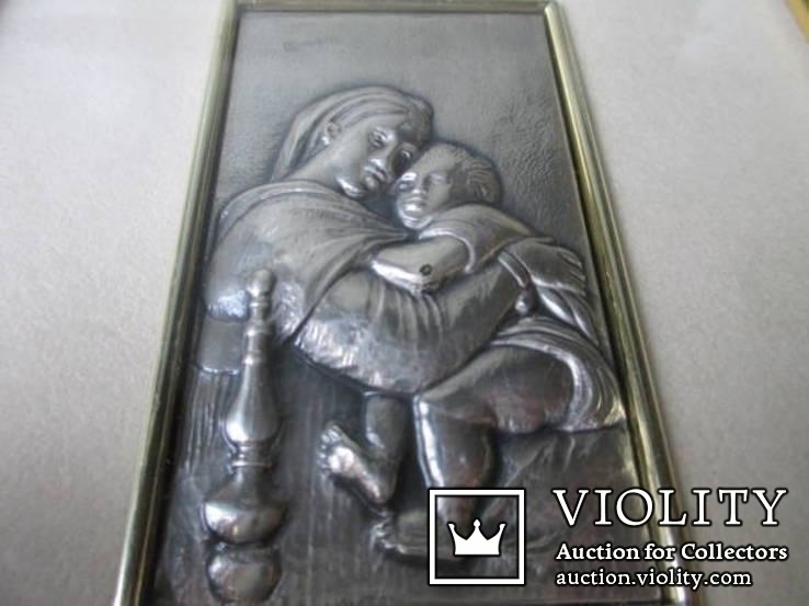 Серебряная картина Мама с малышом на руках. Италия. Сертификат.  22Х18., фото №2