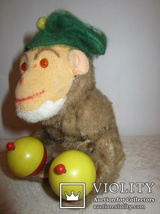 Заводная обезьяна с погремушками Германия, фото №11