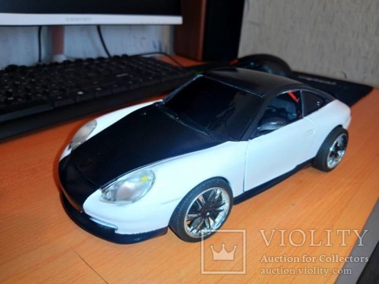 1/18 автомодели .Maisto Burago.Porshe Carrera 911., фото №2