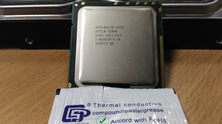 Процессор Intel Xeon W3550 /4(8)/ 3.06-3.33GHz + термопаста 0,5г, фото №4