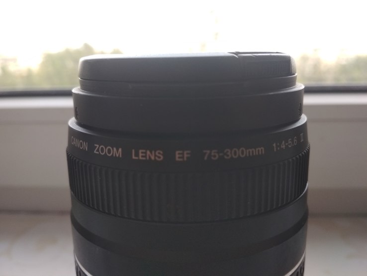 Объектив Canon Zoom lens EF 75-300mm, фото №5