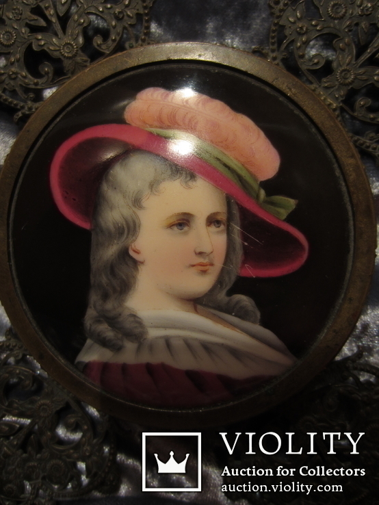 164. Портретная миниатюра "Девушка в шляпе", живопись на фарфоре, позолота, XIX век, фото №7