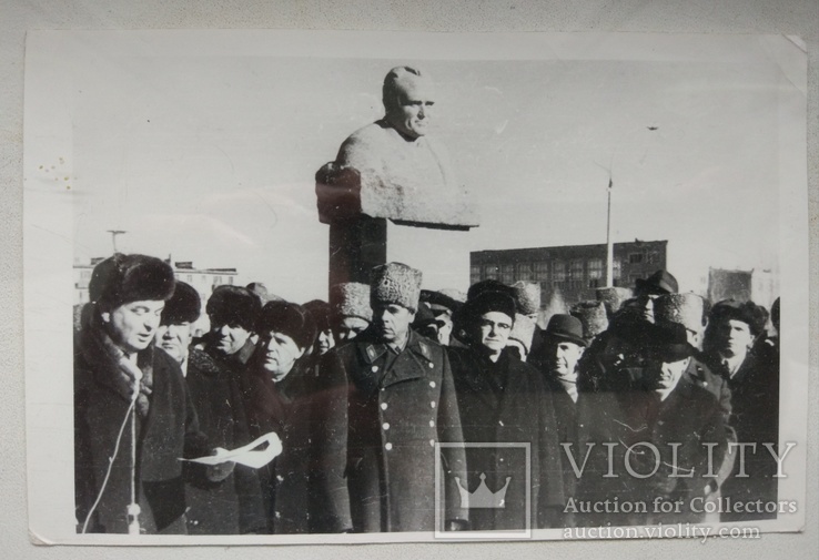 1973, Байконур (Ленинск), Открытие памятника С.Королеву, выст.Мишин, фото №2