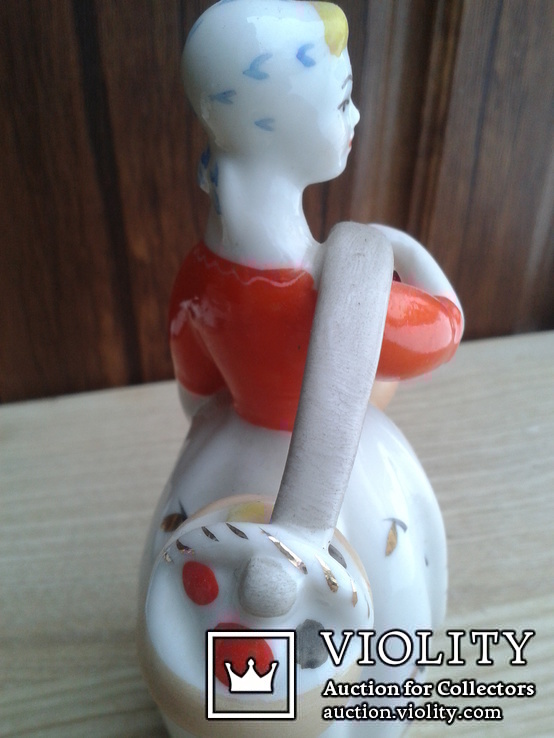 Статуэтка Девушка с грибами ЗХК Полонне, фото №4
