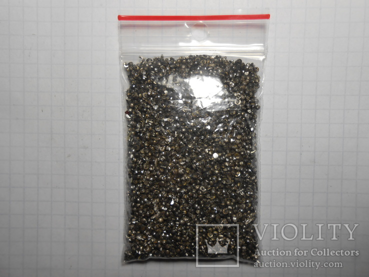 Серебро контакты зерно мелкое не магнит Вес 114,02 грамм