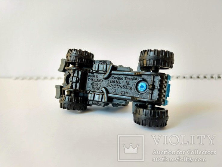 Грузовик Torque Titan Matchbox 1/64 Truck, фото №10