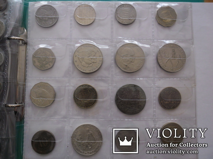 Колекція монет 240 штук в альбомі, фото №9