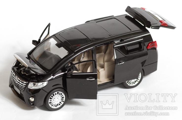 1:24 Автопром Toyota Alphard, фото №2