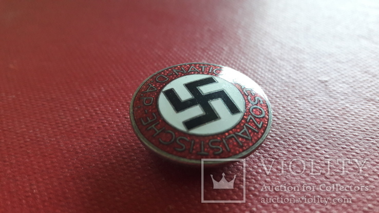 Членский знак nsdap