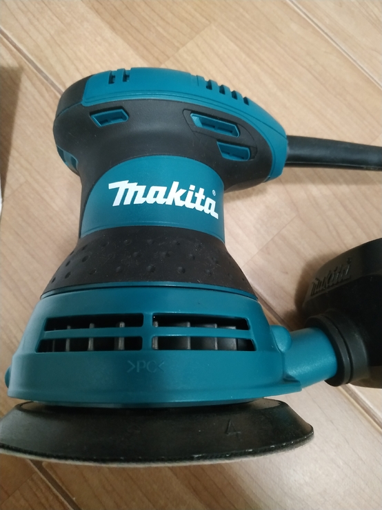 Шлифовальная машина Makita BO5030 новая !, фото №4