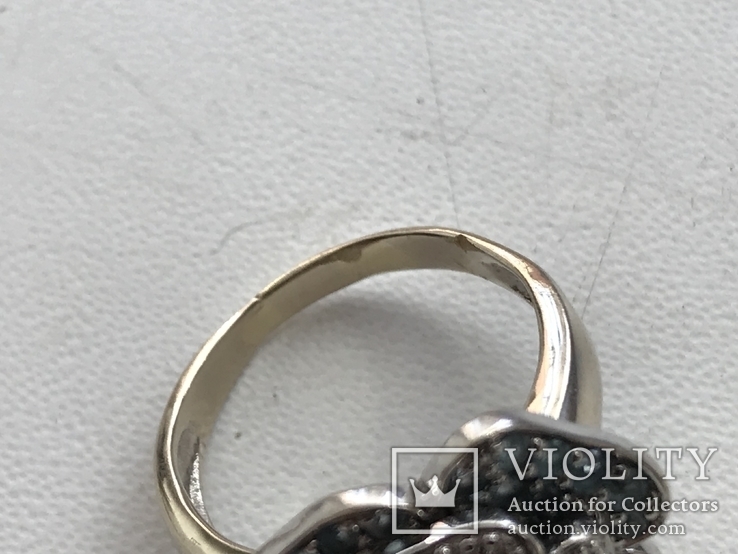 Женское золотое кольцо с бриллиантами и топазами, фото №7