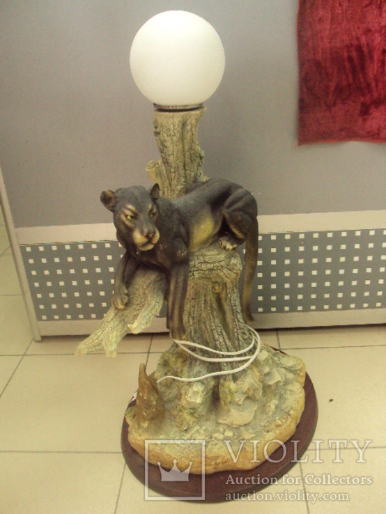 Настольная лампа светильник пума на дереве, фото №12